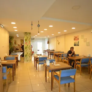 Yesilyurt 2*, Izmir Türkei