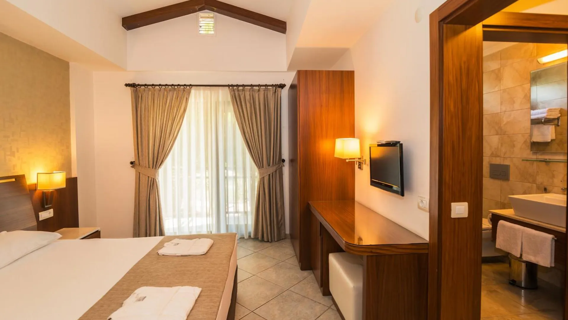 Naturmed Thermal Springs And Health Center Kusadasi Hotel